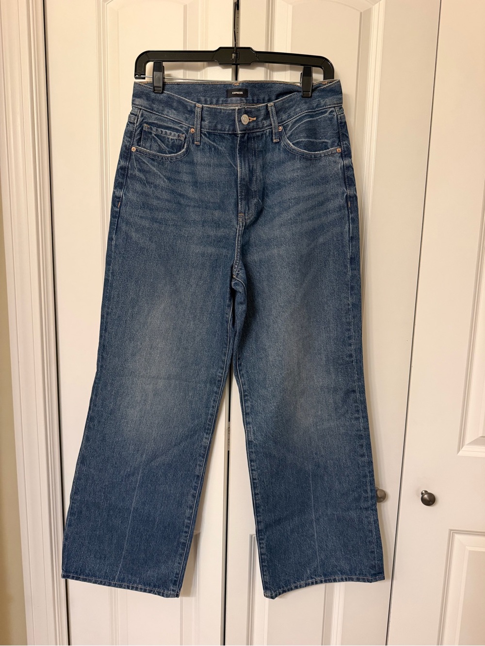 Express Wide-Leg Denim Jeans in Medium Blue